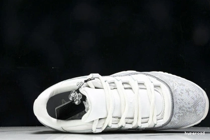 Hyperoad Low Jordan Air 11 0909
